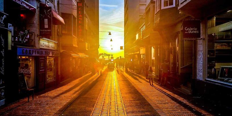 光子芯片产业化进程：突破电子瓶颈，重塑通信与计算架构，赋能量子计算与太空探索