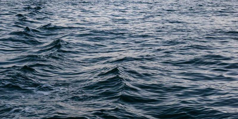 固态电池技术突破：从量子计算模拟到太空探索应用的高能量密度革命