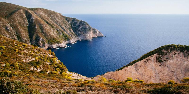 数字孪生深度融合：工业元宇宙如何以科技创新驱动从产线优化到城市治理的精准模拟